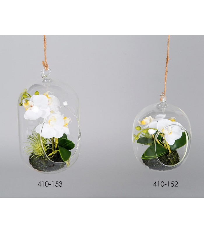 Colgante de cristal con una bonita orquídea blanca artificial dentro.